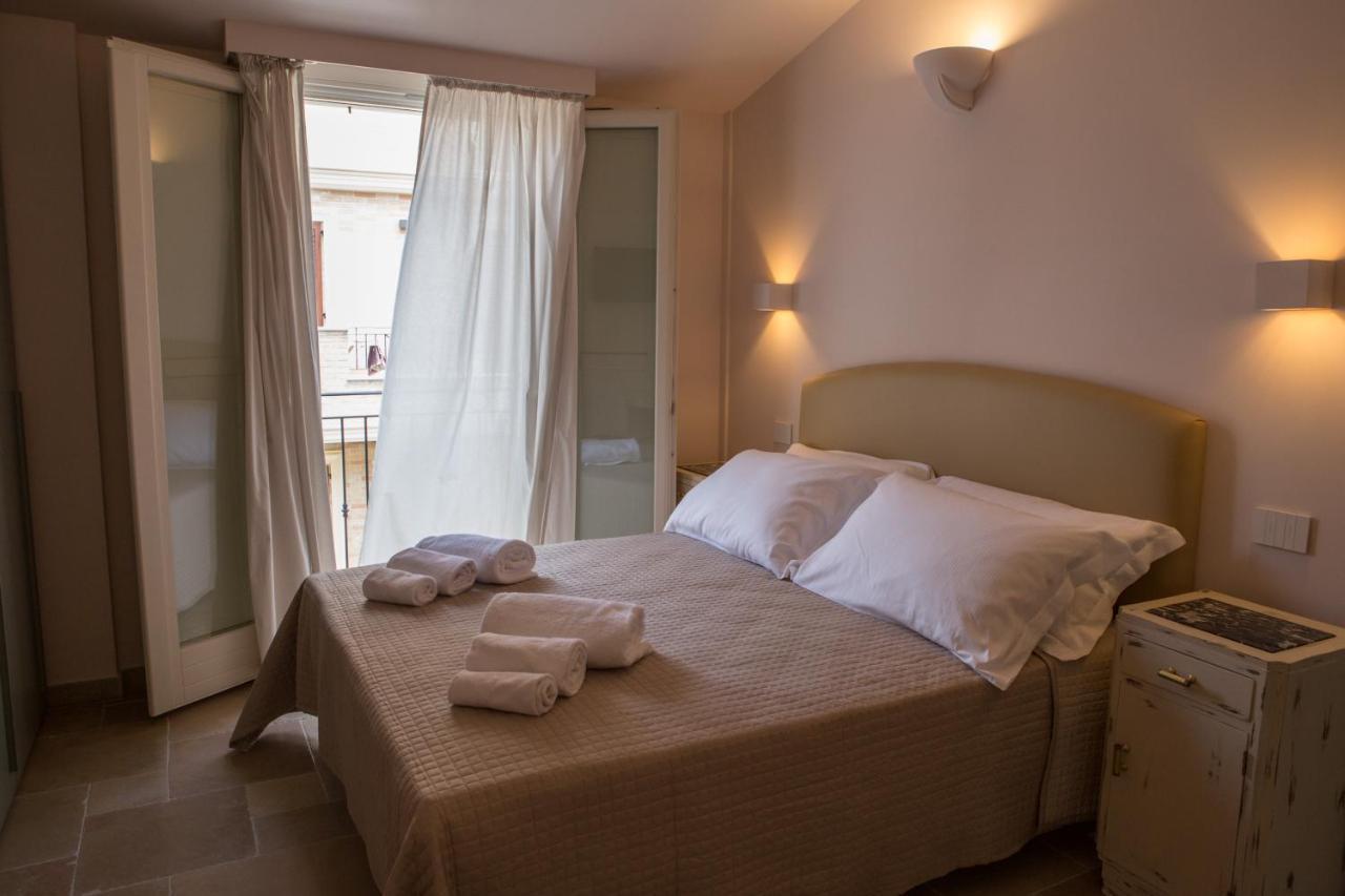 B&B Borgo Marinaro Порто-Сан-Джорджо Экстерьер фото